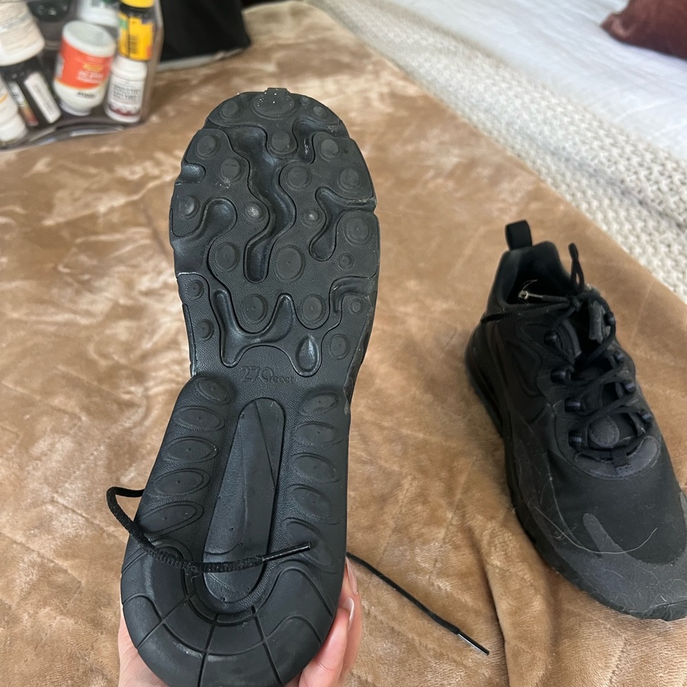 Nike womens air max 270 react